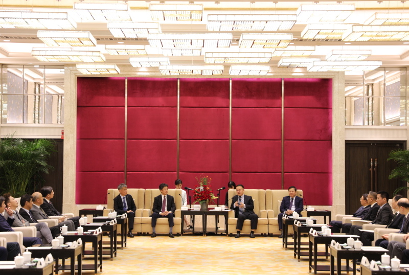 Vice Governor Wang Jinfu Meets with Japanese Business Delegation