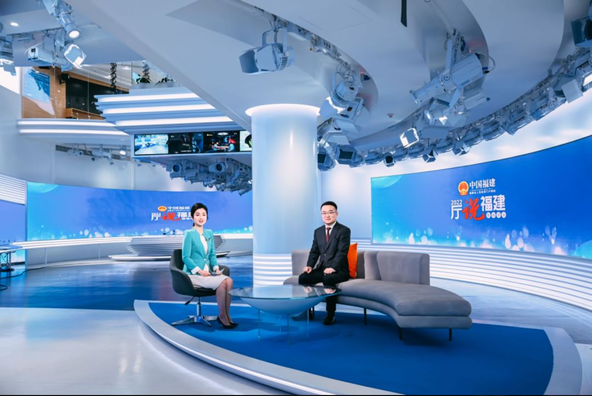 访谈现场.png