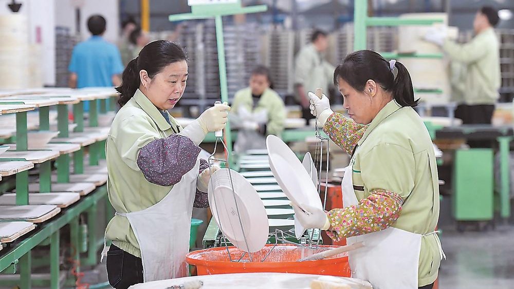 开足马力赶订单