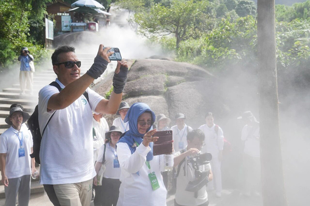 UNESCO experts conduct field evaluation of Ningde UNESCO Global Geopark