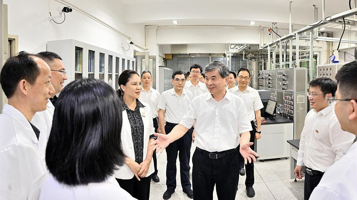 周祖翼调研创新驱动发展工作